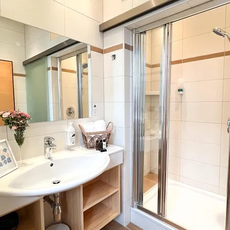 Mini-hôtel Gaestezimmer Karolina