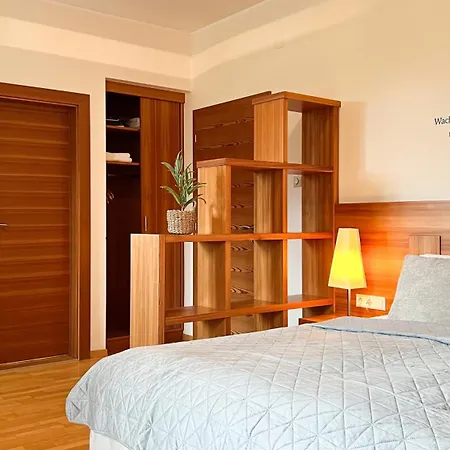 Gaestezimmer Karolina 宾馆 Dölsach