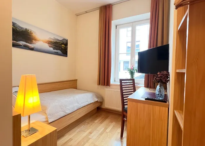 Gaestezimmer Karolina Πανδοχείο Dölsach