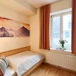 Penzion Gaestezimmer Karolina Dölsach